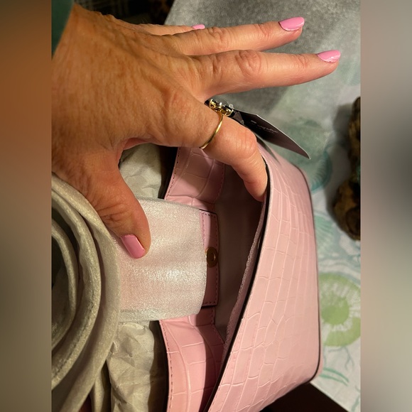 Kate spade NWT Croc Embossed Leather Crossbody/top handleBucket Bag Regan LtPink - Picture 5 of 10